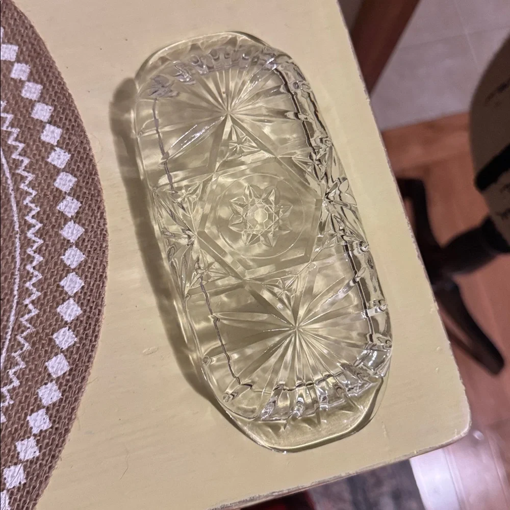 Elegant Clear Crystal Dish